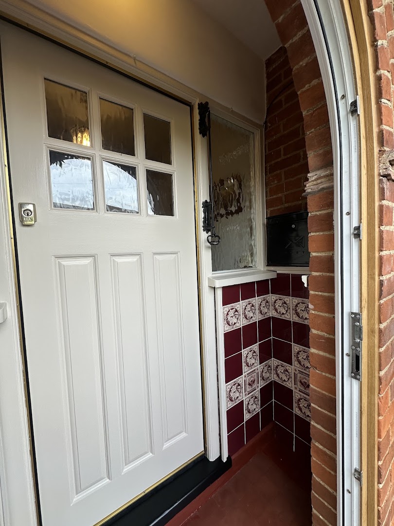 Meadows painting & decorating services — Photos 12